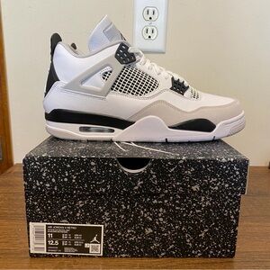 Nike Air Jordan 4 Retro Military Black 2022 White DH6927-111 Mens Size 11 NEW